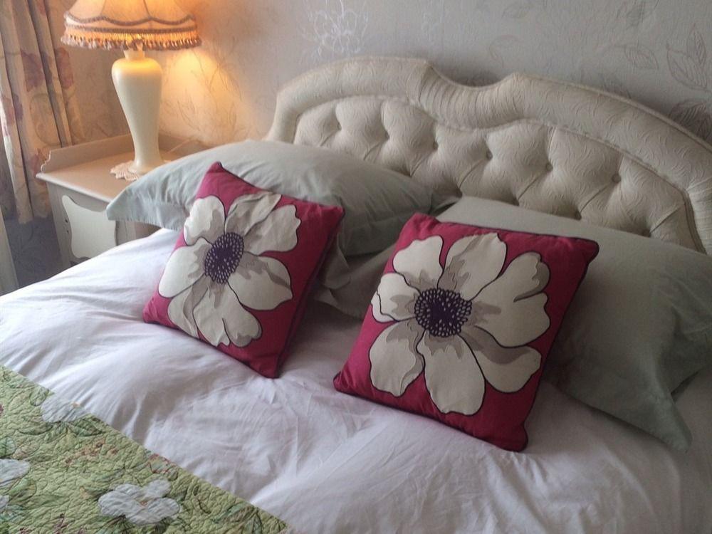 فندق ويتبيفي  Dove Tree House المظهر الخارجي الصورة